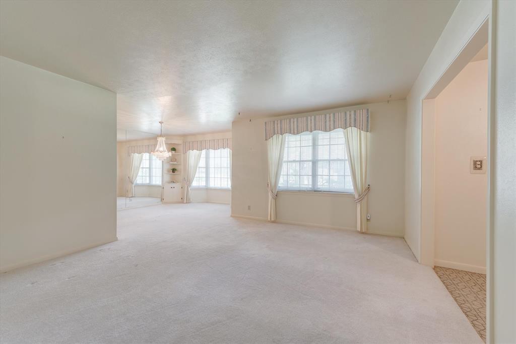 Brook Hollow Bedford - Residential