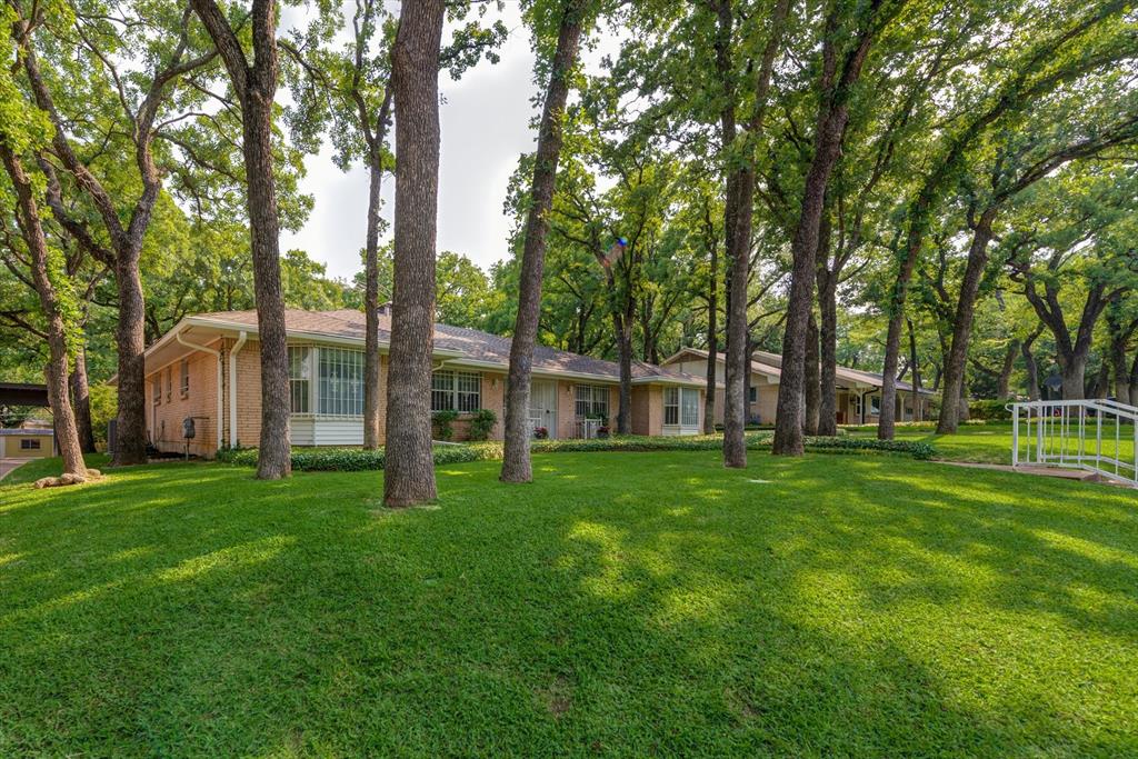 Brook Hollow Bedford - Residential