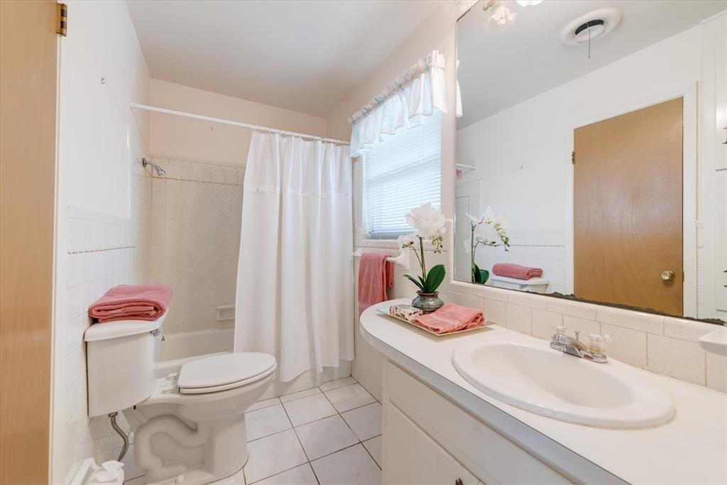 Brook Hollow Bedford - Residential