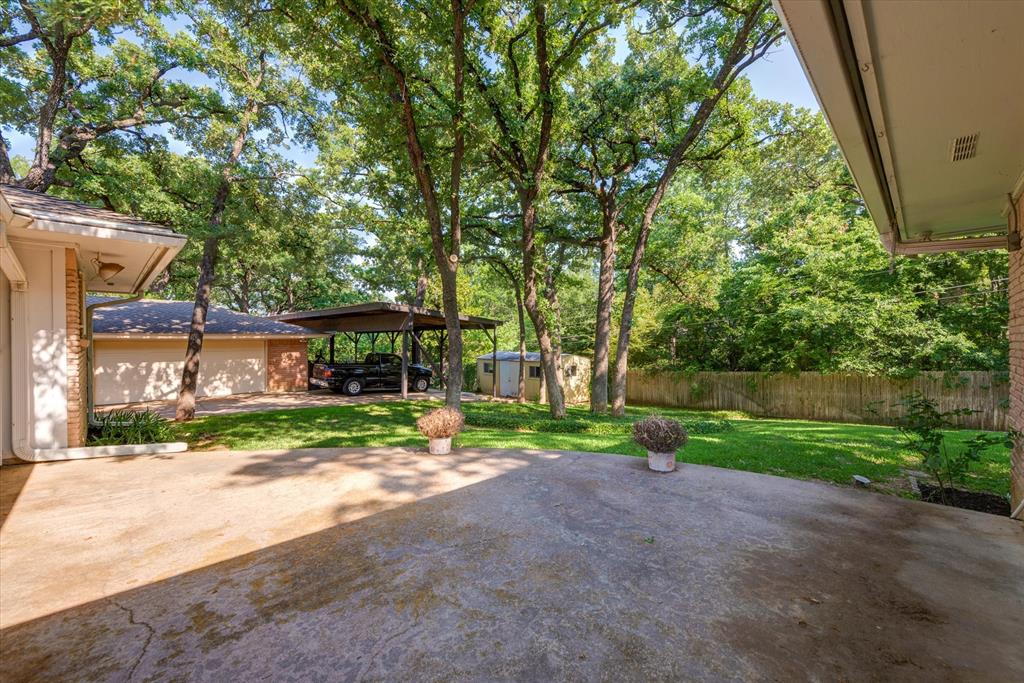 Brook Hollow Bedford - Residential