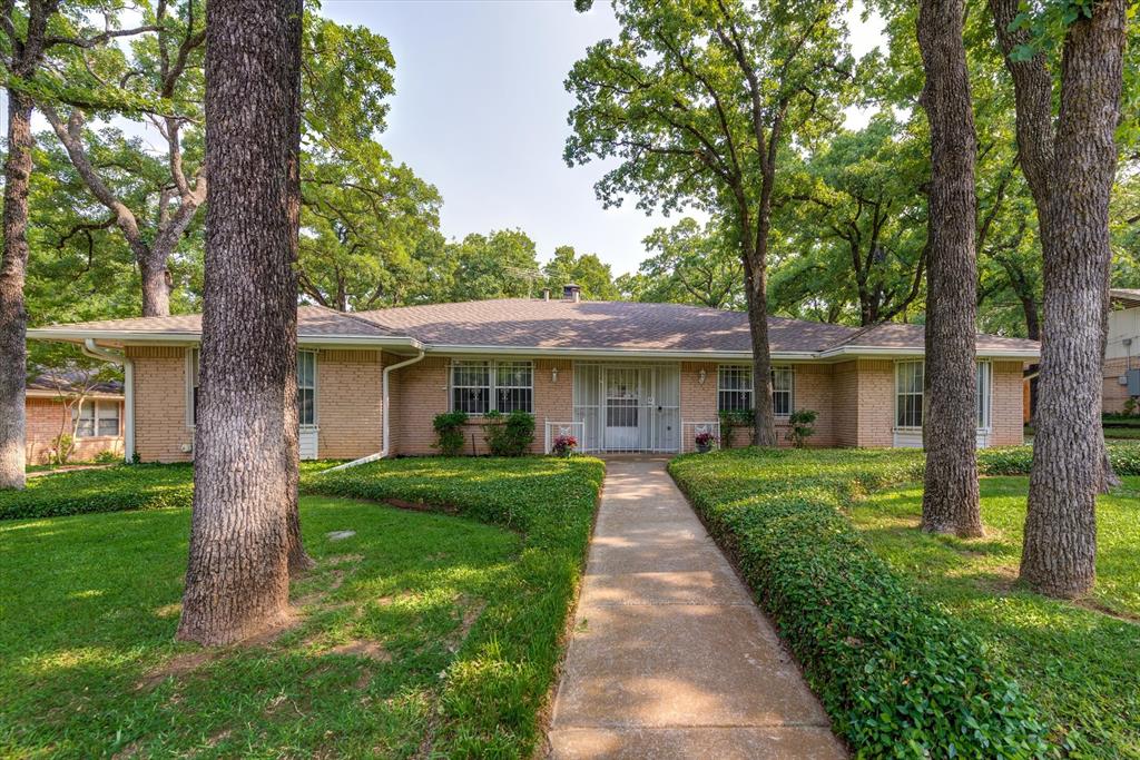 Brook Hollow Bedford - Residential