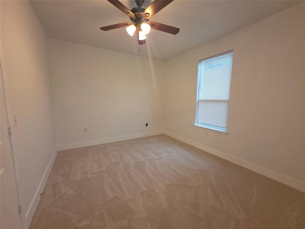 Mays Brook Spring Ave 02 - Residential