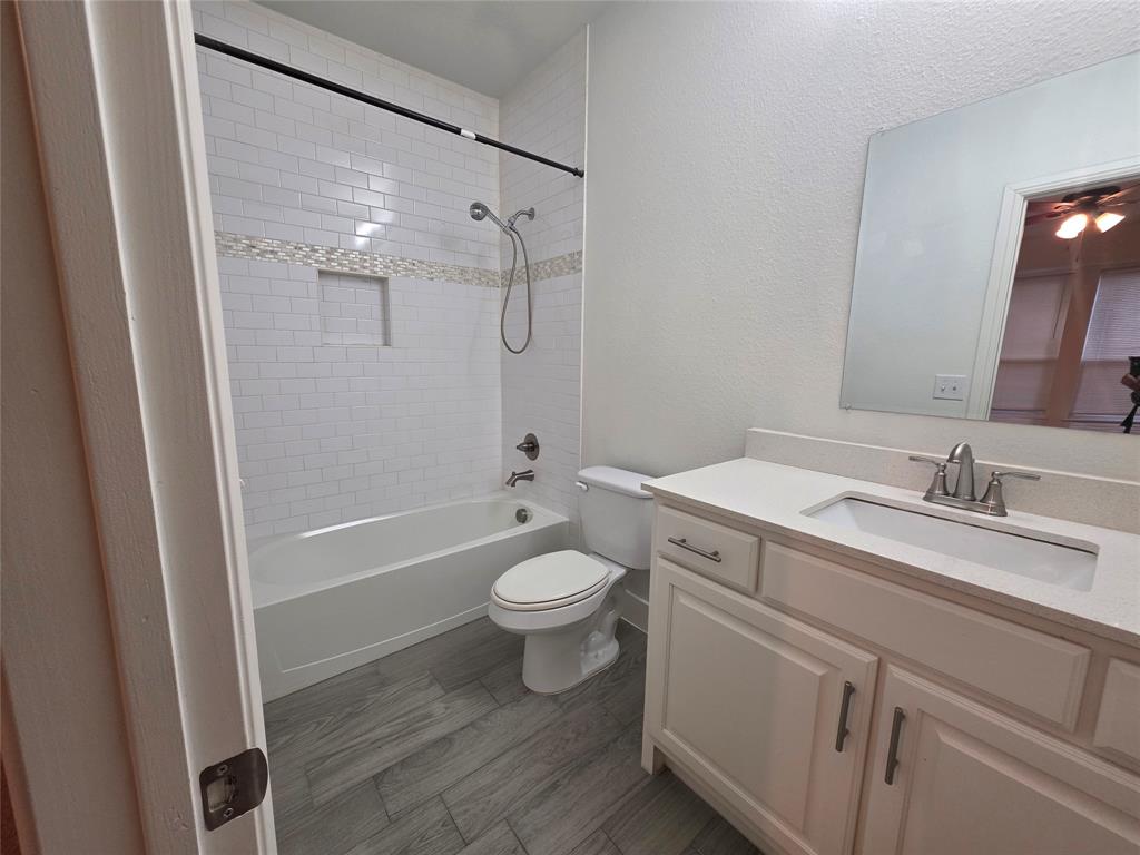 Mays Brook Spring Ave 02 - Residential