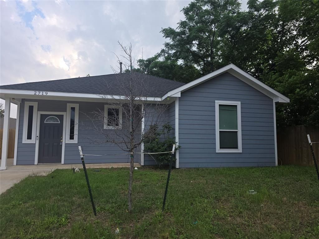 Photo of 2719 Frazier Street, Dallas, TX 75210 (MLS # 21254812)