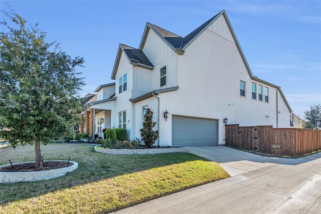 13753 Green Elm Road