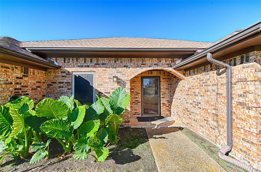 1627 Silverleaf Drive