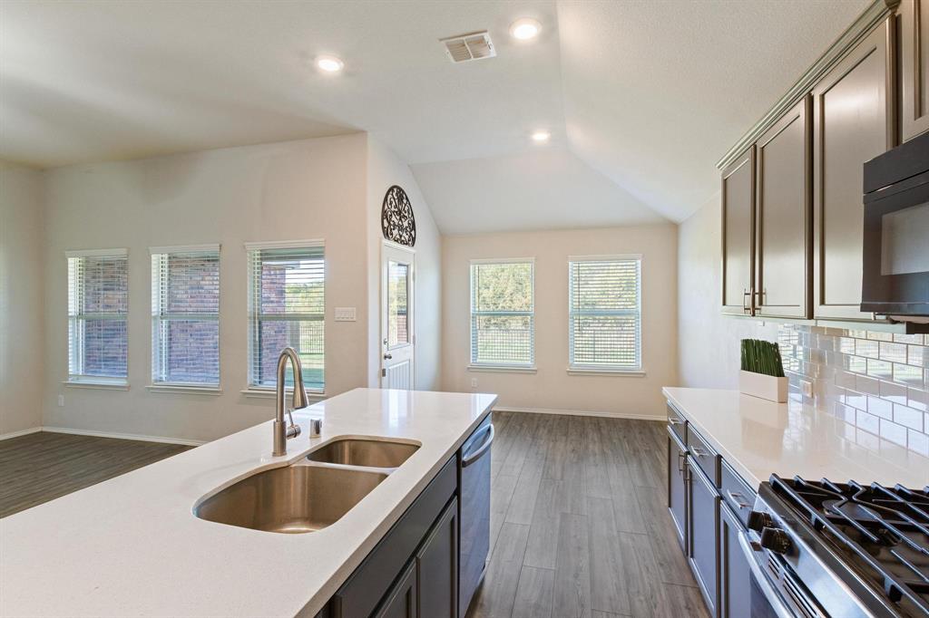 Hillstone Pointe Wes - Residential Lease