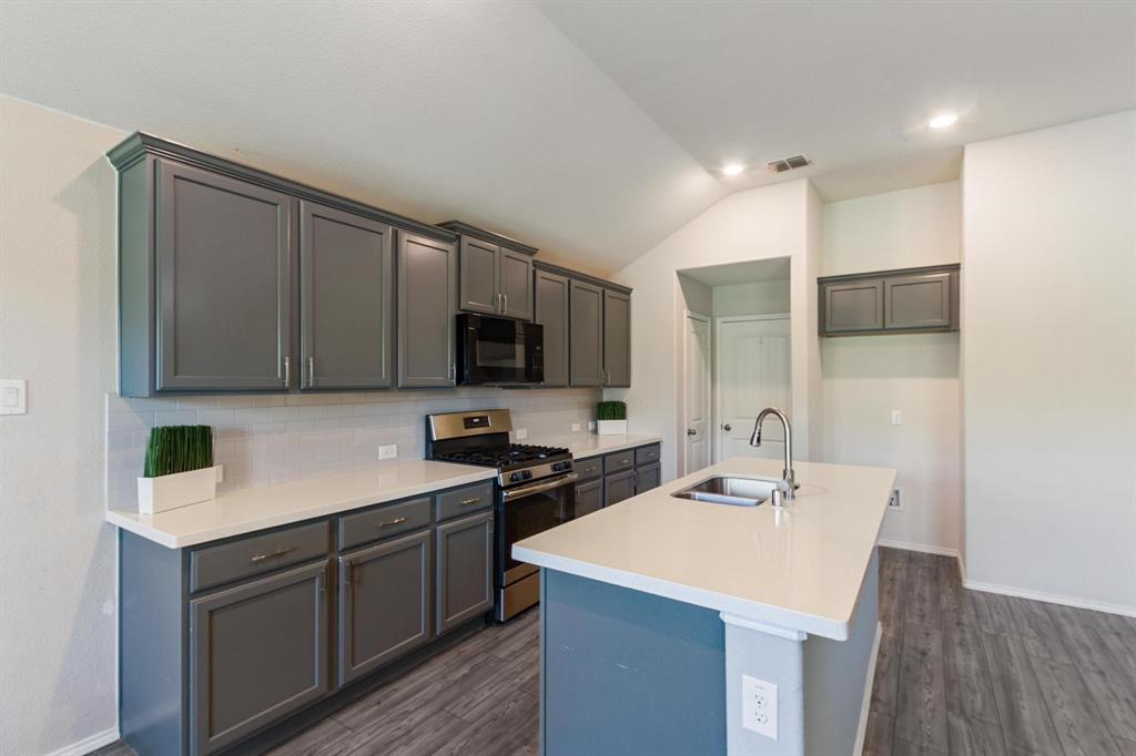 Hillstone Pointe Wes - Residential Lease