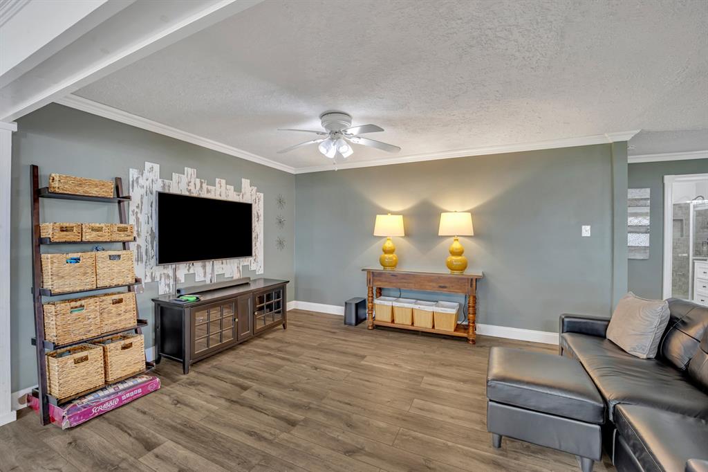 Lake Striker - Residential