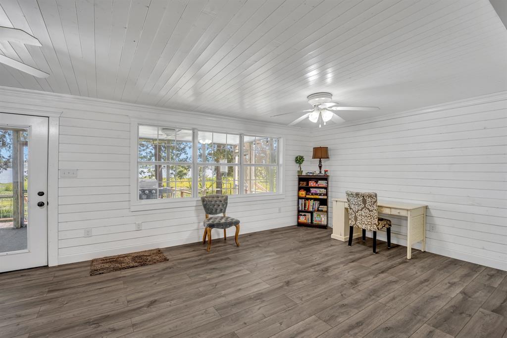 Lake Striker - Residential