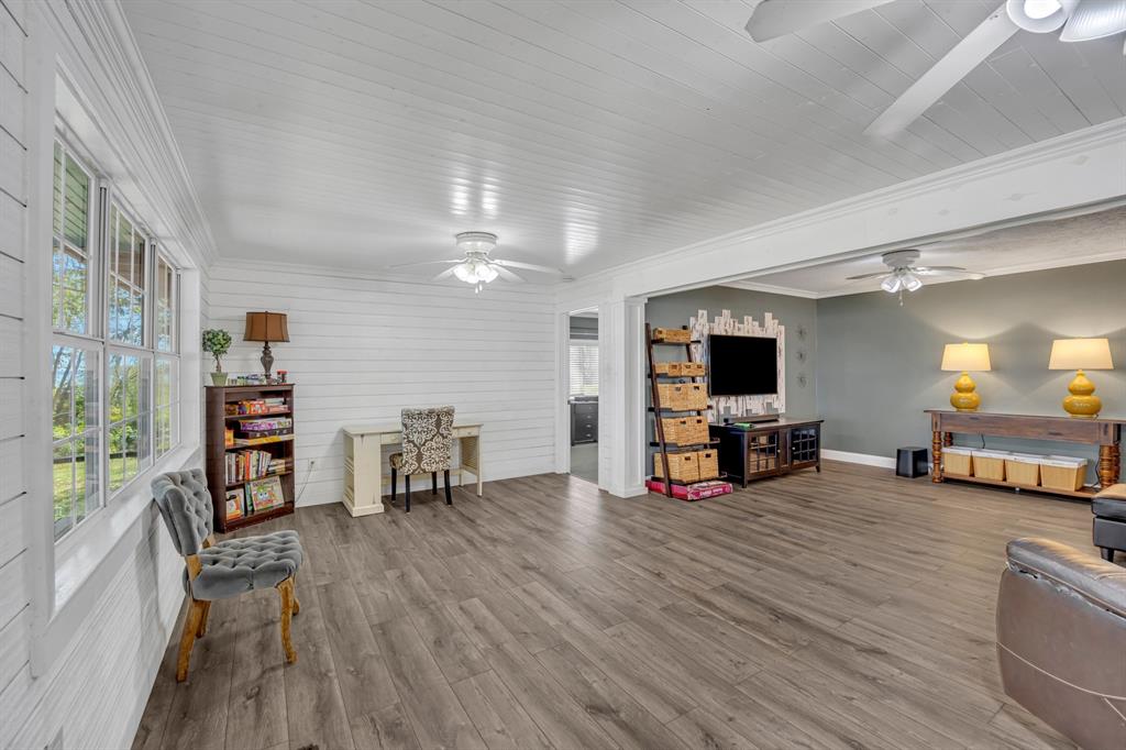 Lake Striker - Residential