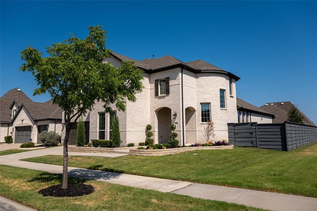 1025 Cottonseed Street