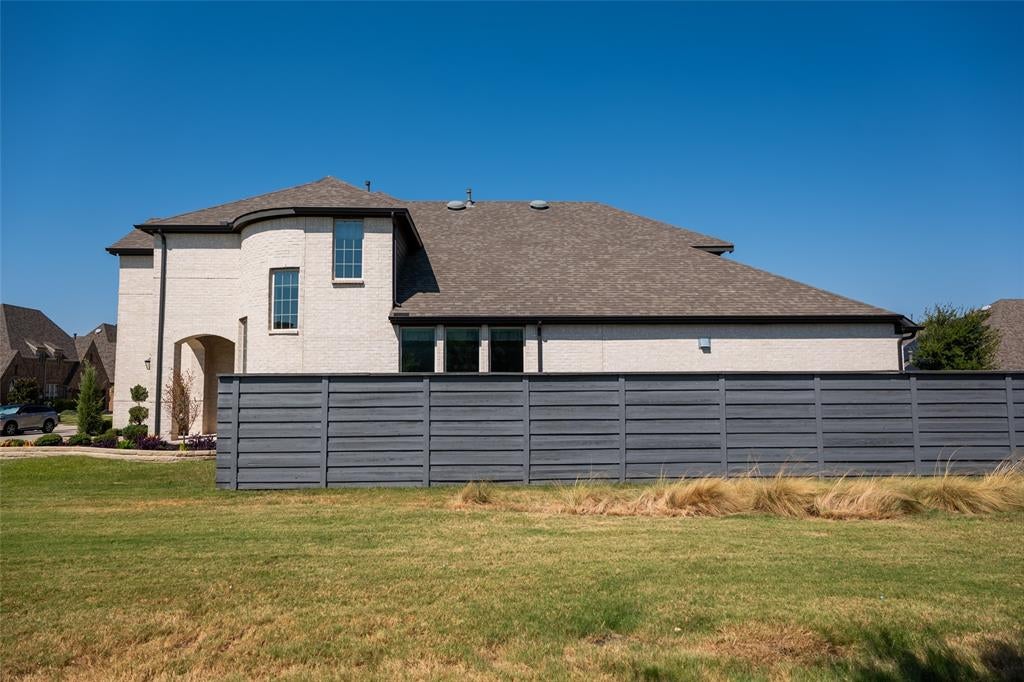1025 Cottonseed Street