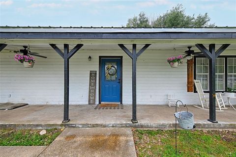 A home in Wills Point