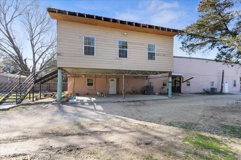 A home in Wills Point