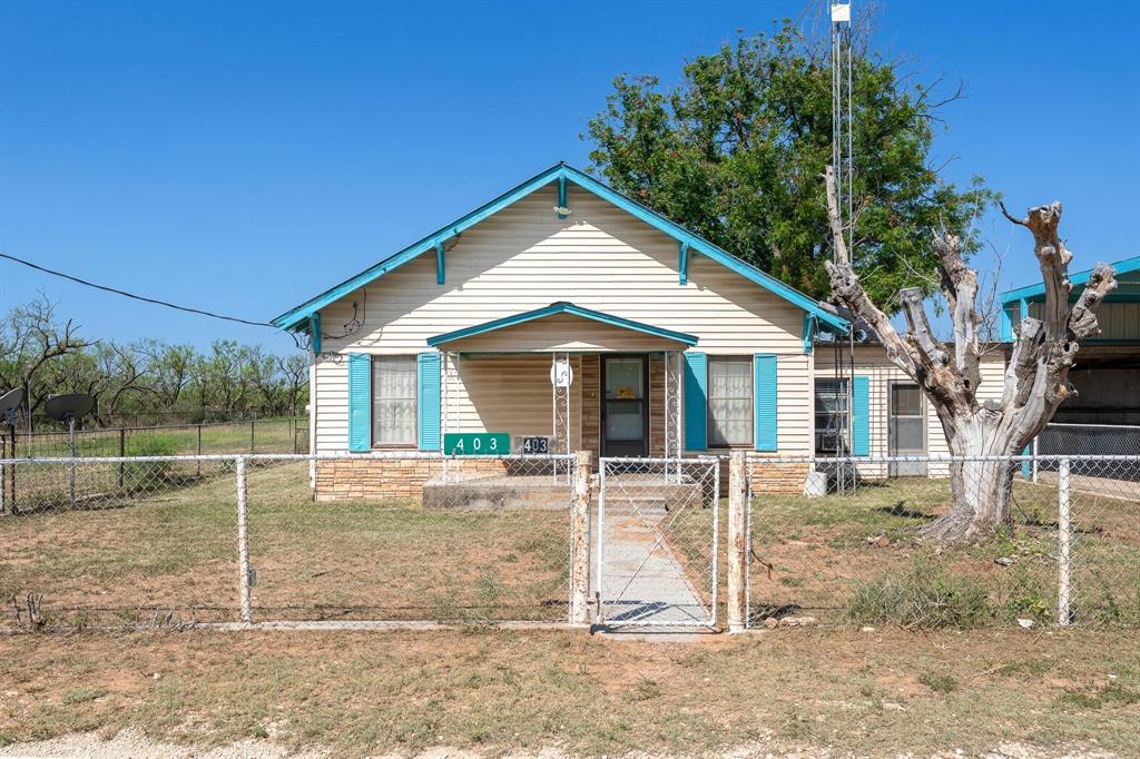 403 N Plano Avenue