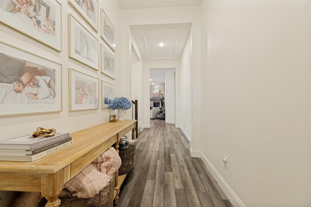 4015 Cloverleaf Trail