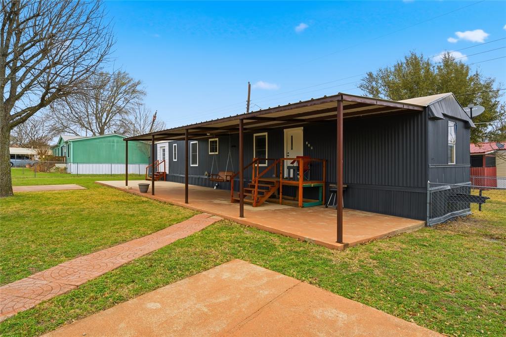 115 Saddle Horn Drive