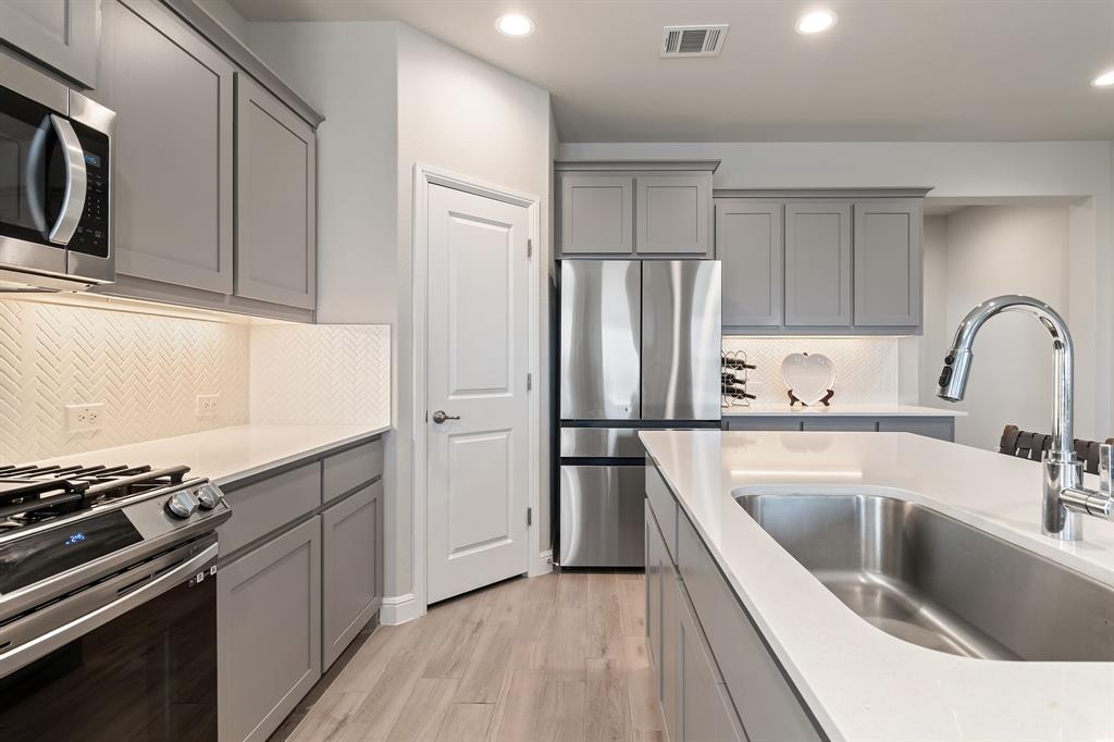 Vann Tr - Residential Lease