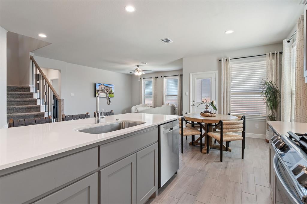 Vann Tr - Residential Lease