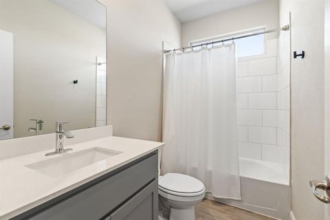 Tiny photo for 200 Dunmore Drive, Fort Worth, TX 76052 (MLS # 21064552)