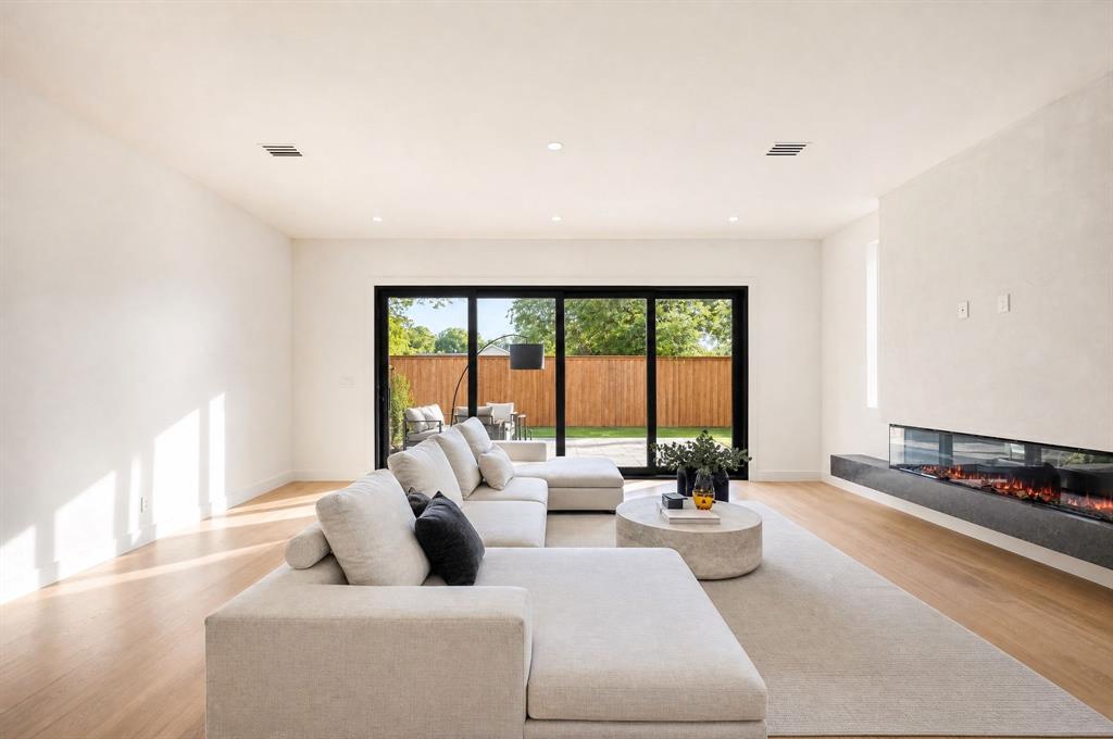 Walnut Hill Estates - Residential