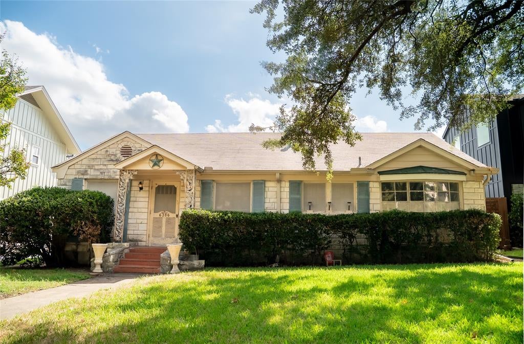 6286 Malcolm Drive