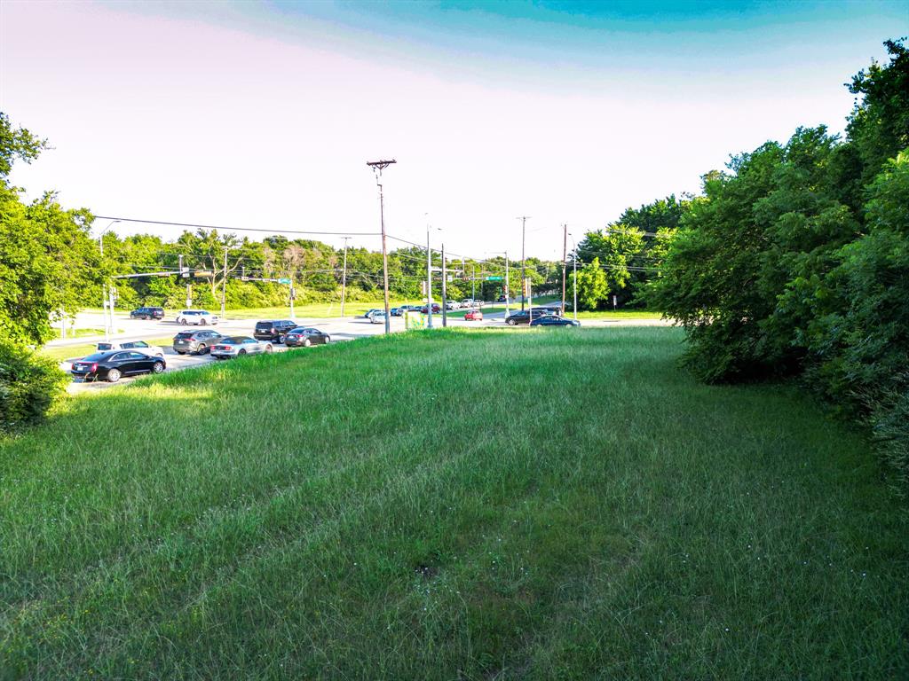 727 E Pleasant Run Road