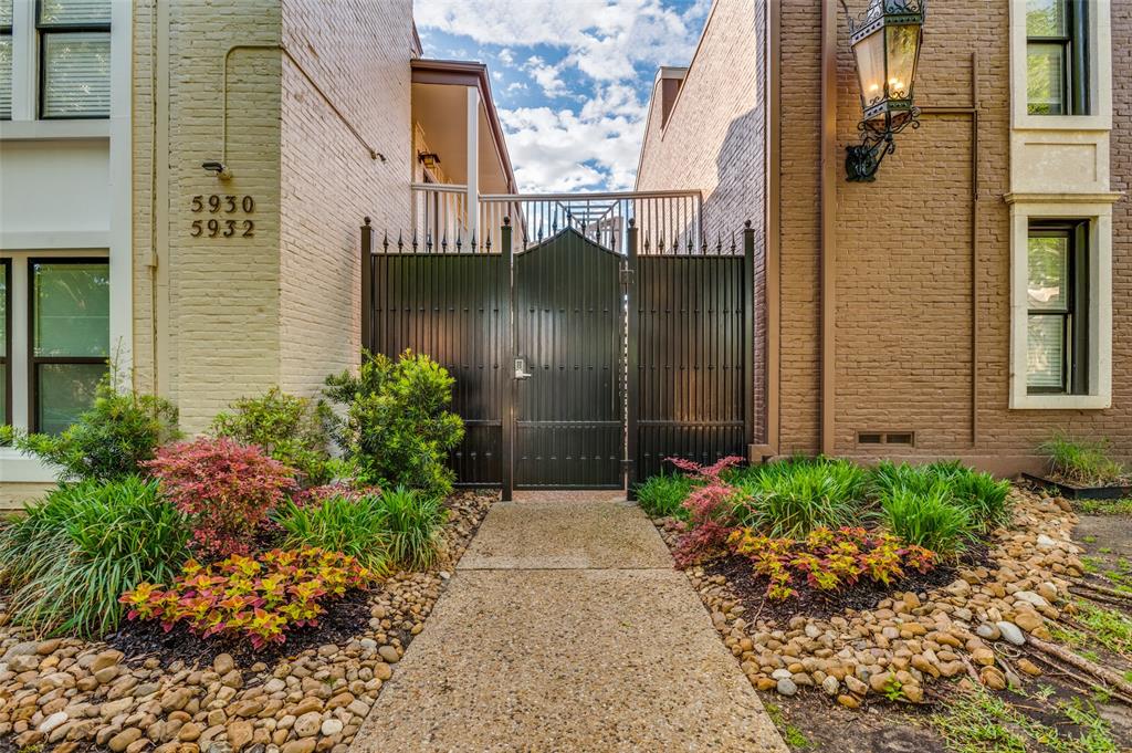 Tuscany Condos - Residential