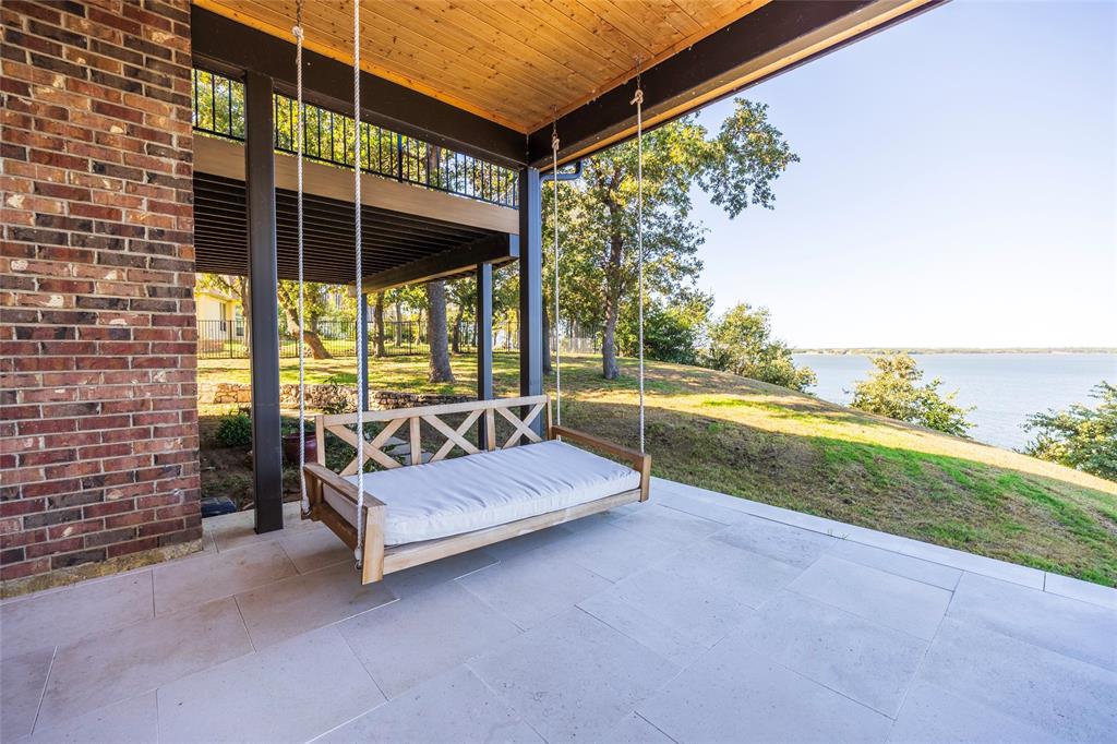 Emerald Sound At Lake Lewisville - Residential