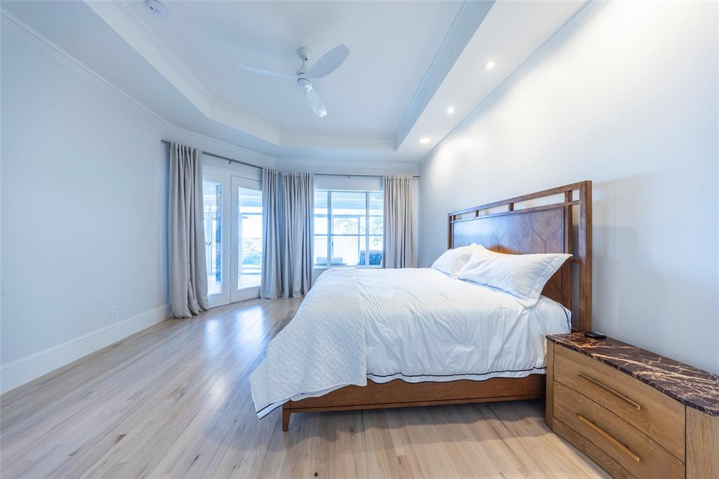 Emerald Sound At Lake Lewisville - Residential