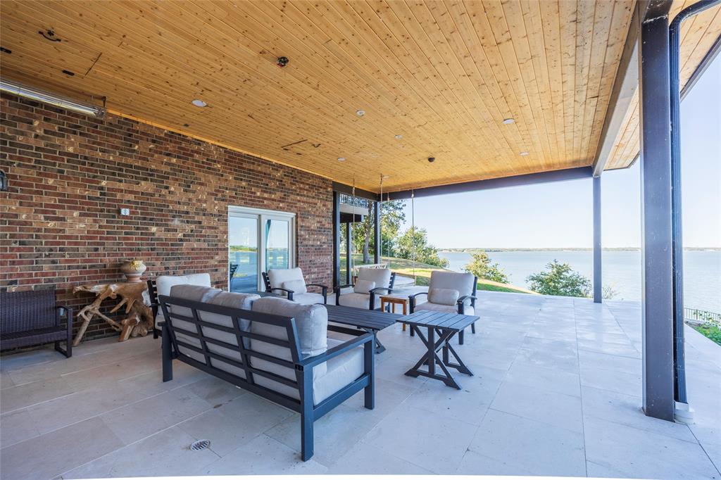 Emerald Sound At Lake Lewisville - Residential