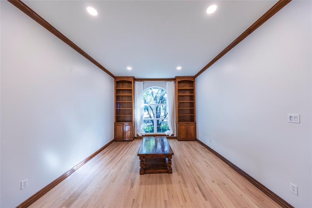 Emerald Sound At Lake Lewisville - Residential