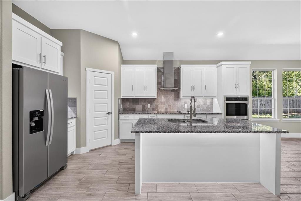 1093 Oak Ridge Drive
