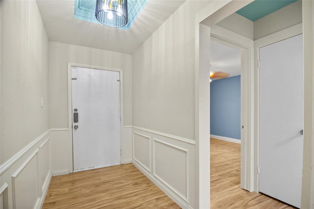 913 Kensington Court