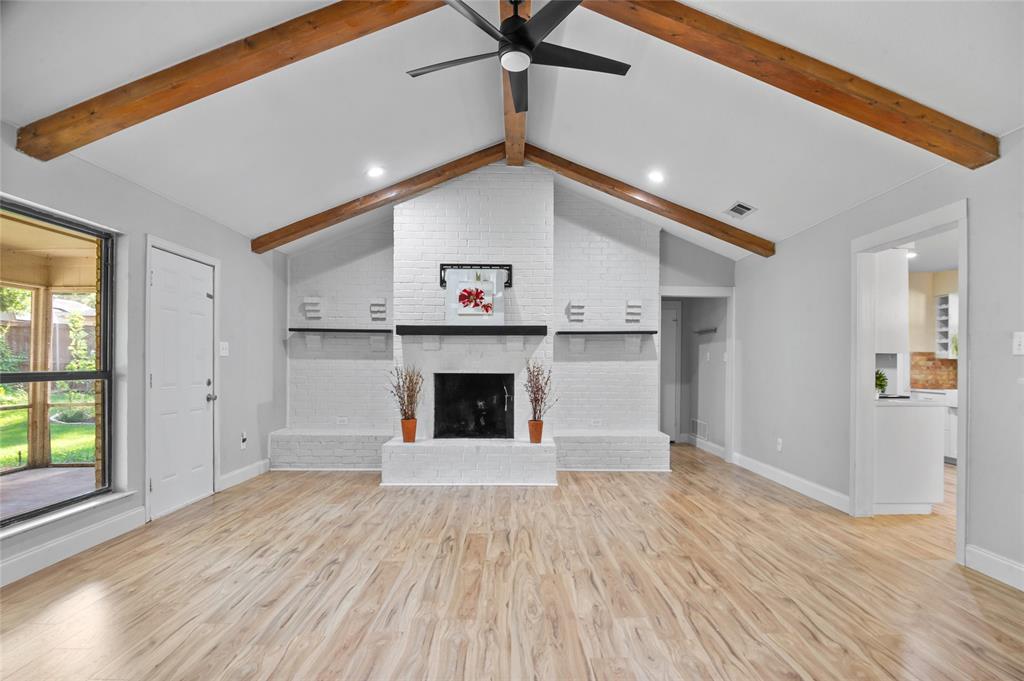 913 Kensington Court