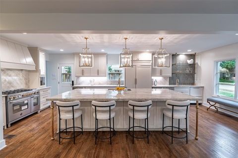 Tiny photo for 4541 Westway Avenue, Highland Park, TX 75205 (MLS # 21180973)