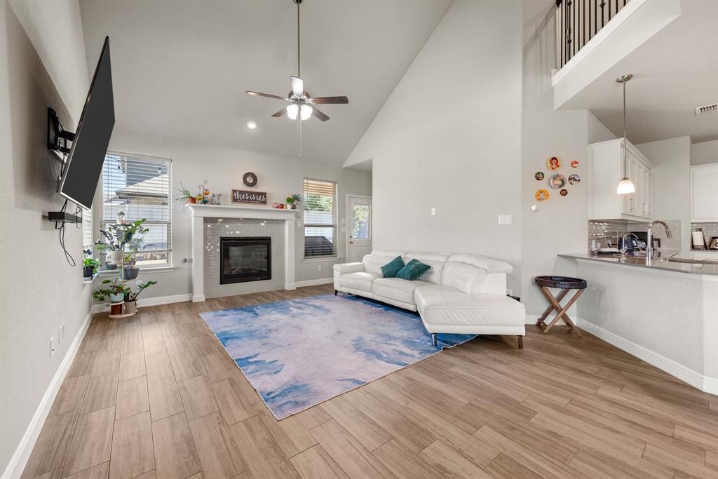 Pecan Square Ph 2b-2 - Residential Lease