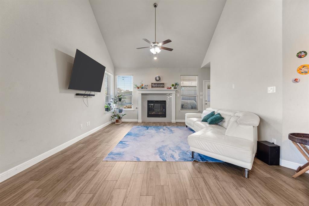 Pecan Square Ph 2b-2 - Residential Lease