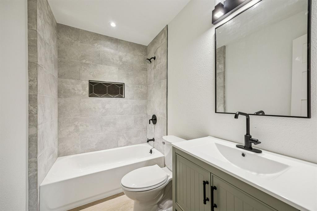 Highland Oaks 04 Inst 03 - Residential