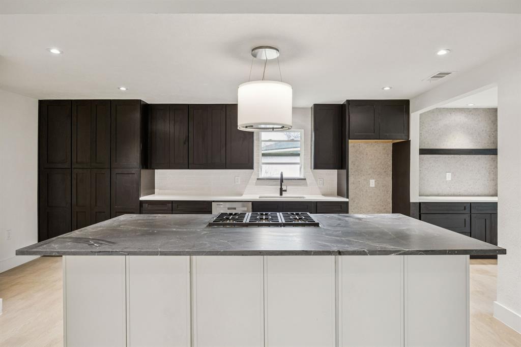 Highland Oaks 04 Inst 03 - Residential