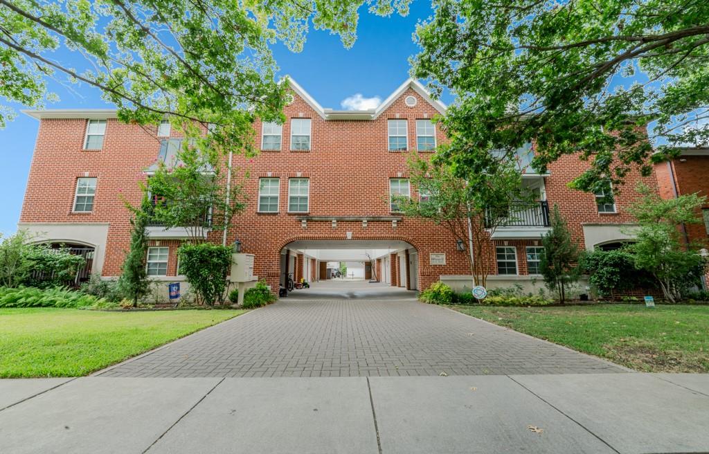 Plaza 2 - Residential Lease