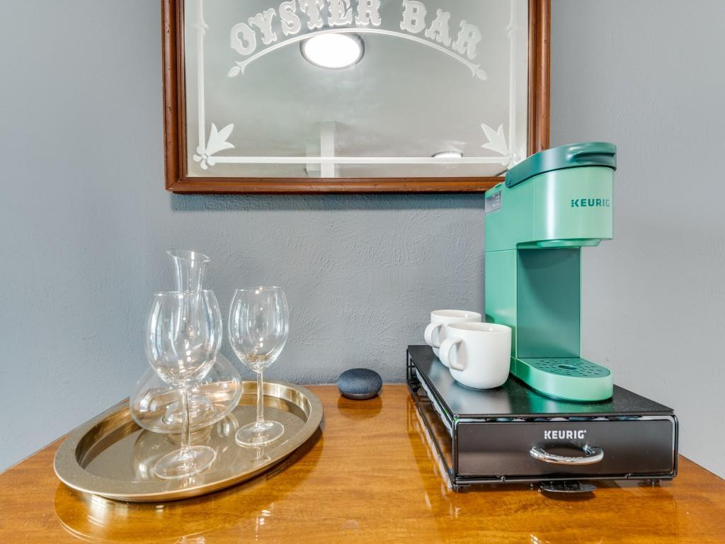 Euless, Texas 76039, United States, 3 Bedrooms Bedrooms, ,2 BathroomsBathrooms,Residential,Active,33900