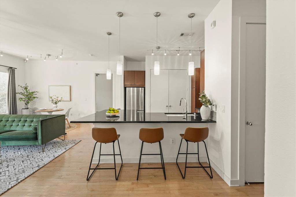 2950 Mckinney Avenue 303