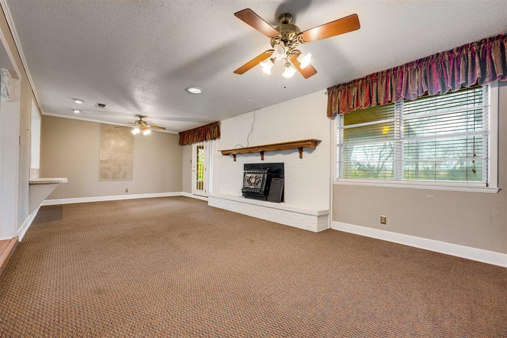 4025 Old Bonham Road