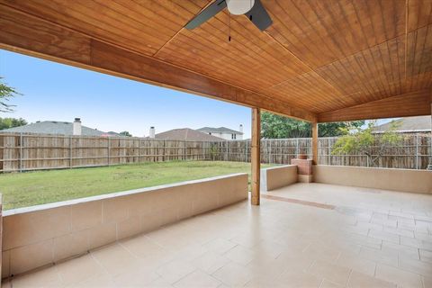 A home in Burleson