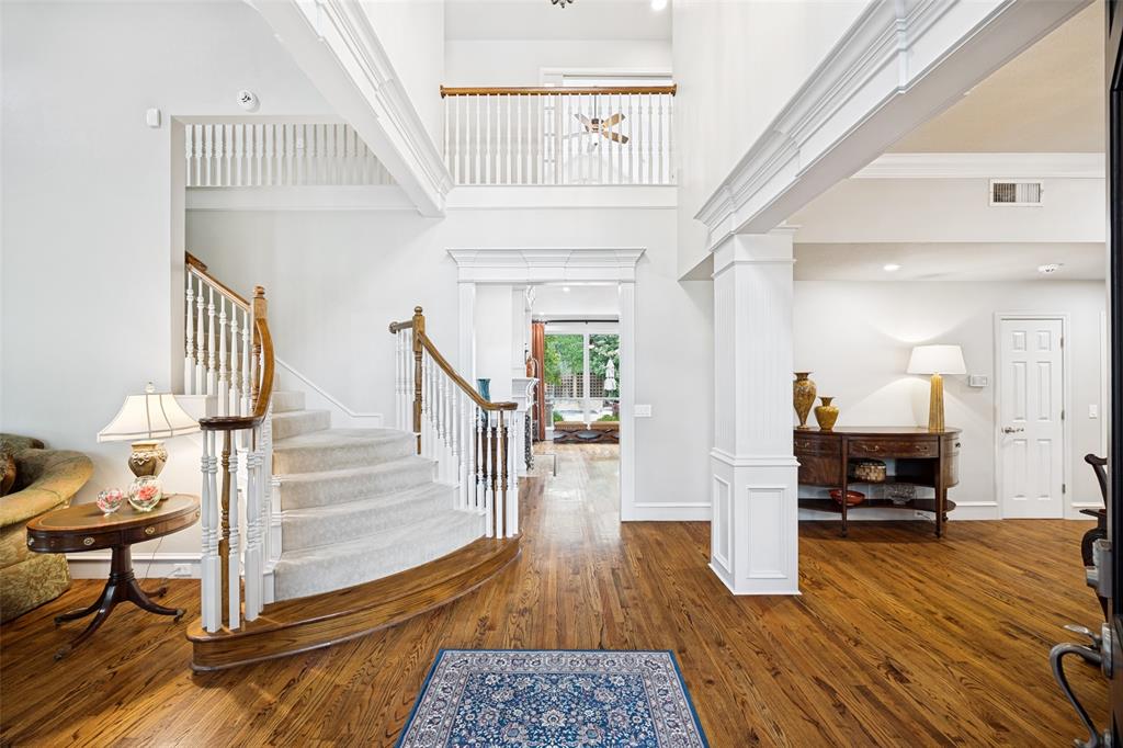 953 Creek Crossing
