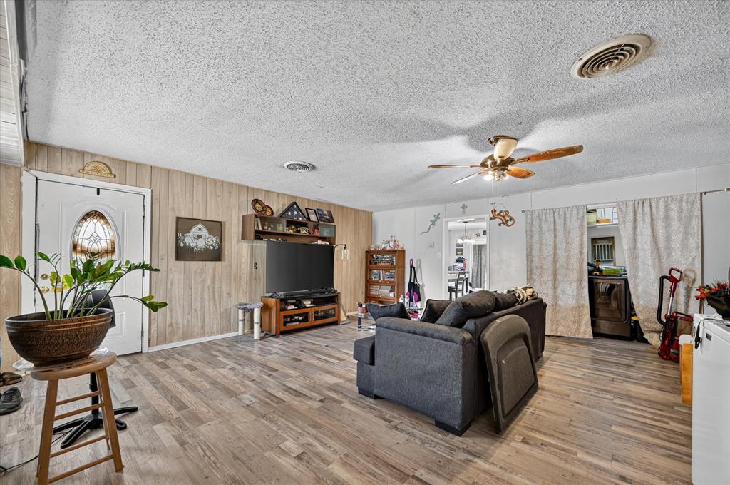 3320 Shorewood Drive