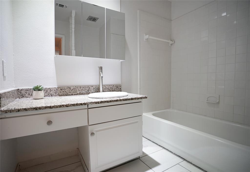 Wilshire Village Add - Residential