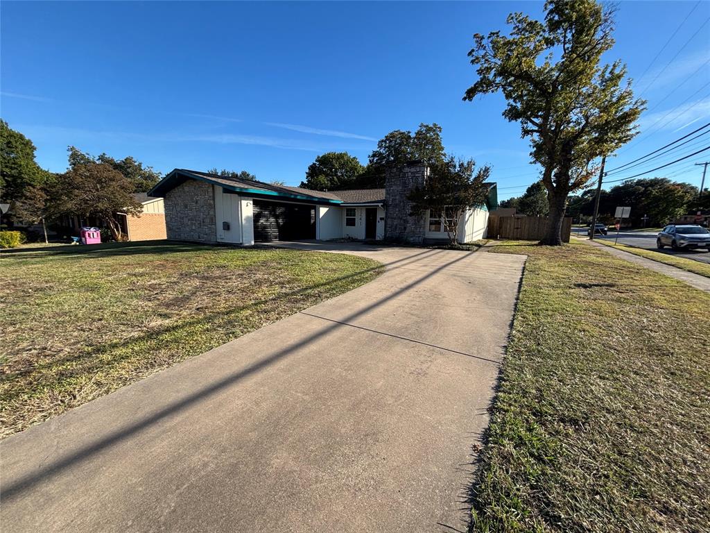 Richardson Heights 09 1st Sec - Residential Lease